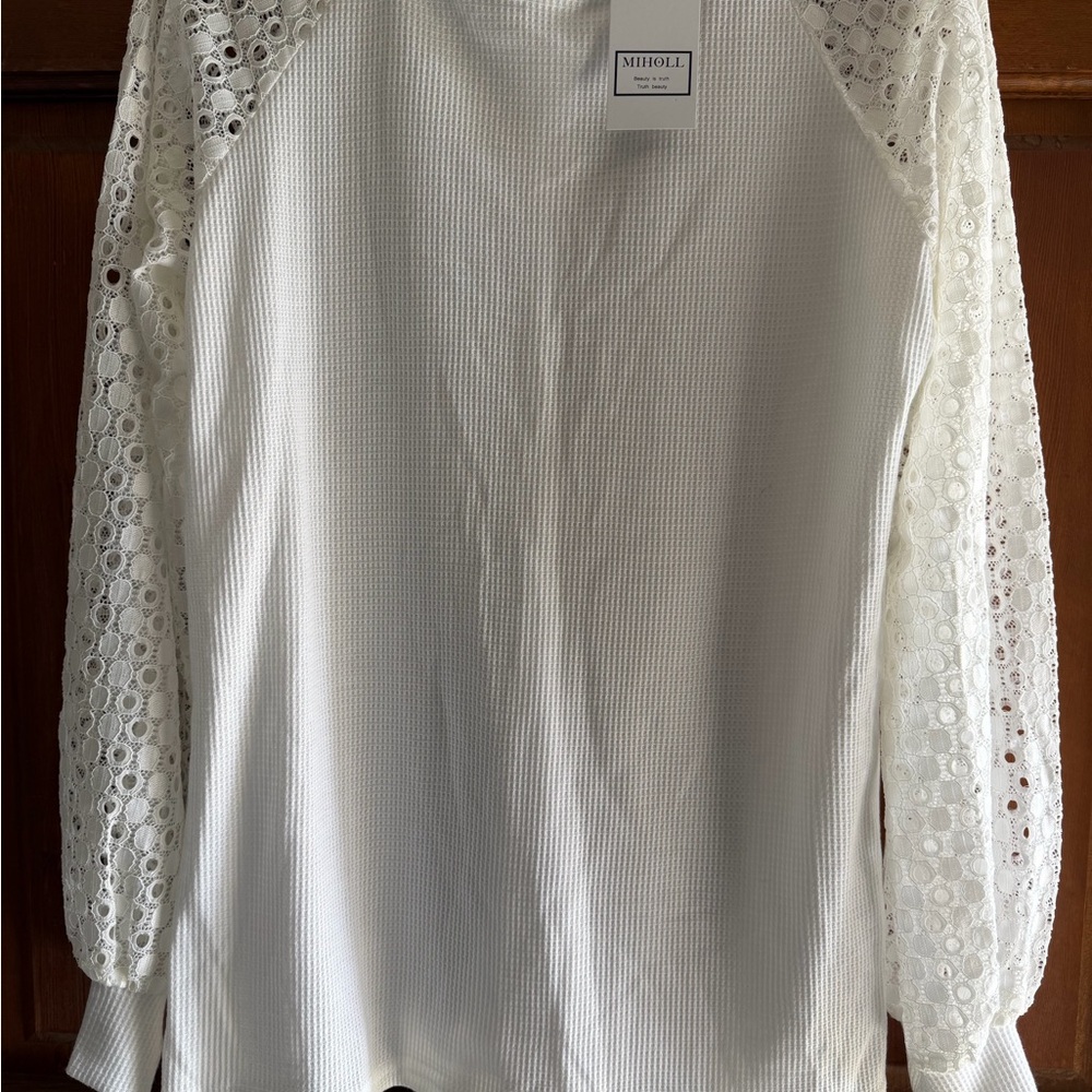 MIHOLL White Lace-Sleeve Waffle Knit Long-Sleeve Top